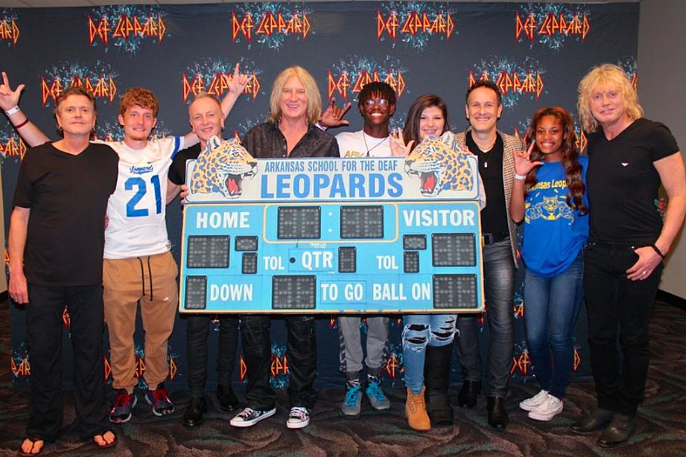 Def Leppard Meet ‘Deaf Leopards’ During Arkansas Tour Stop