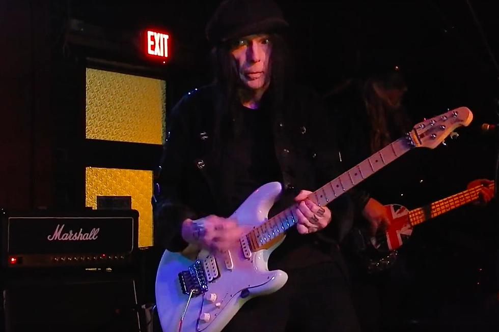 Watch Mick Mars Play His First Post-Motley Crue Show