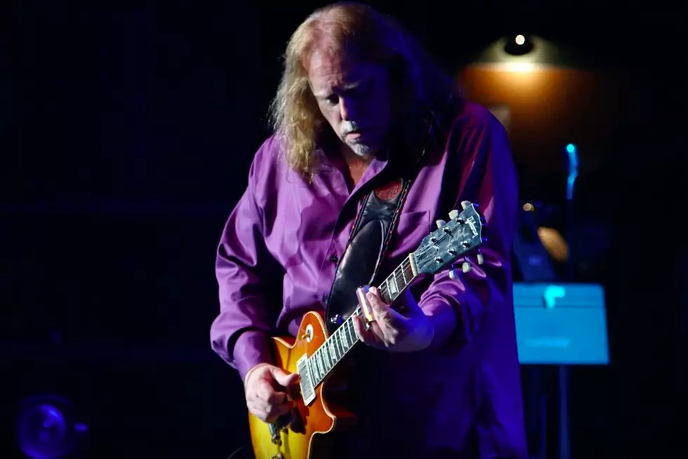 Watch Warren Haynes Pay Tribute to Dr. John With 'You Lie': Exclusive Premiere