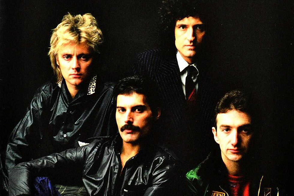 Brian May Remembers Lord Snowdon, Who Took the Cover Photo for Queen’s ‘Greatest Hits’