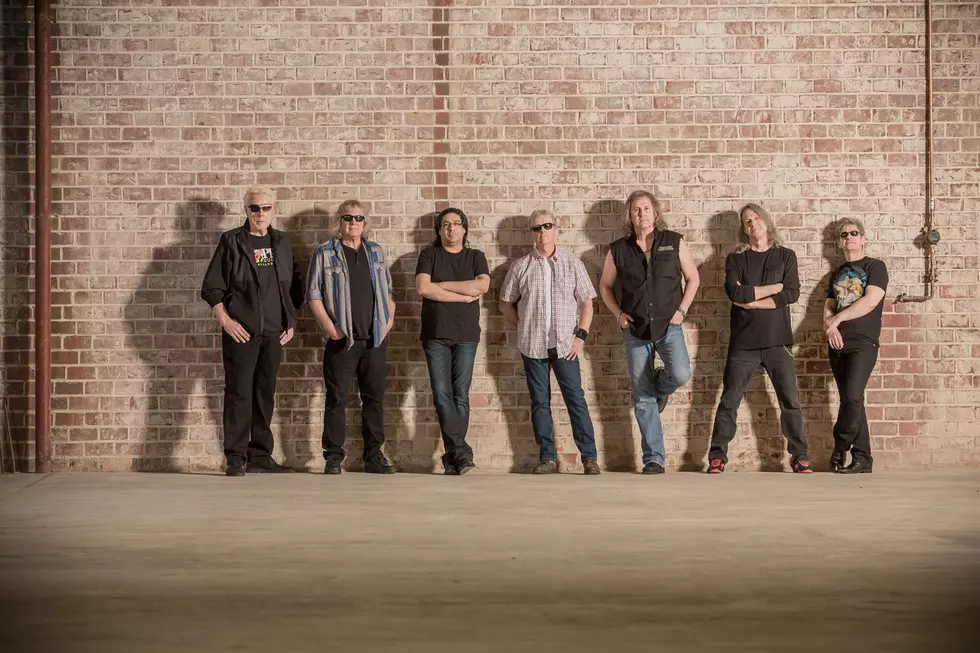Hear Kansas’ New Live Version of ‘Dust in the Wind': Premiere
