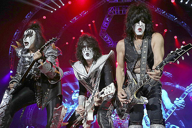Kiss and Motley Crüe Promoter Pleads Guilty to Fraud