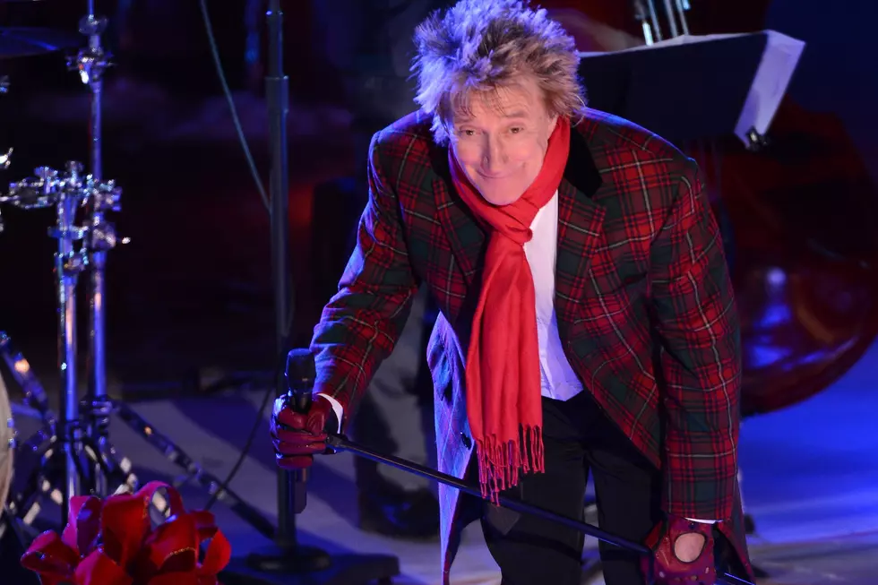 Incredible Rod Stewart Tribute Show Takes Place In St. Cloud