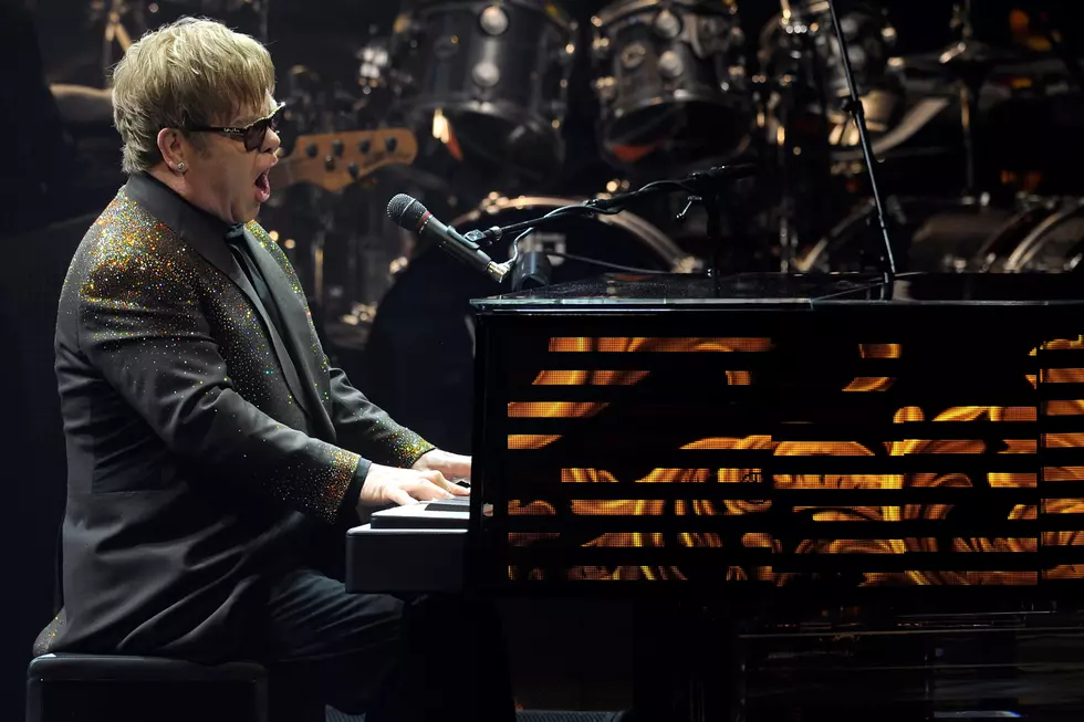 Elton John Walked Offstage During Vegas Show Because a Fan Kept Trying to Touch Him