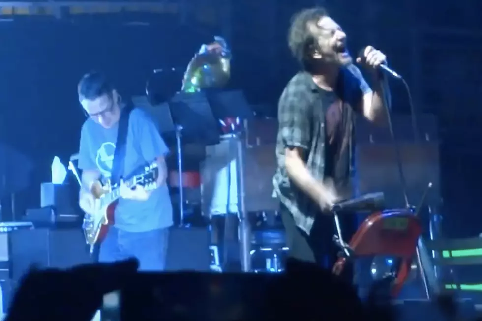 Pearl Jam Play First Show in Nearly Two Years: Set List and Video