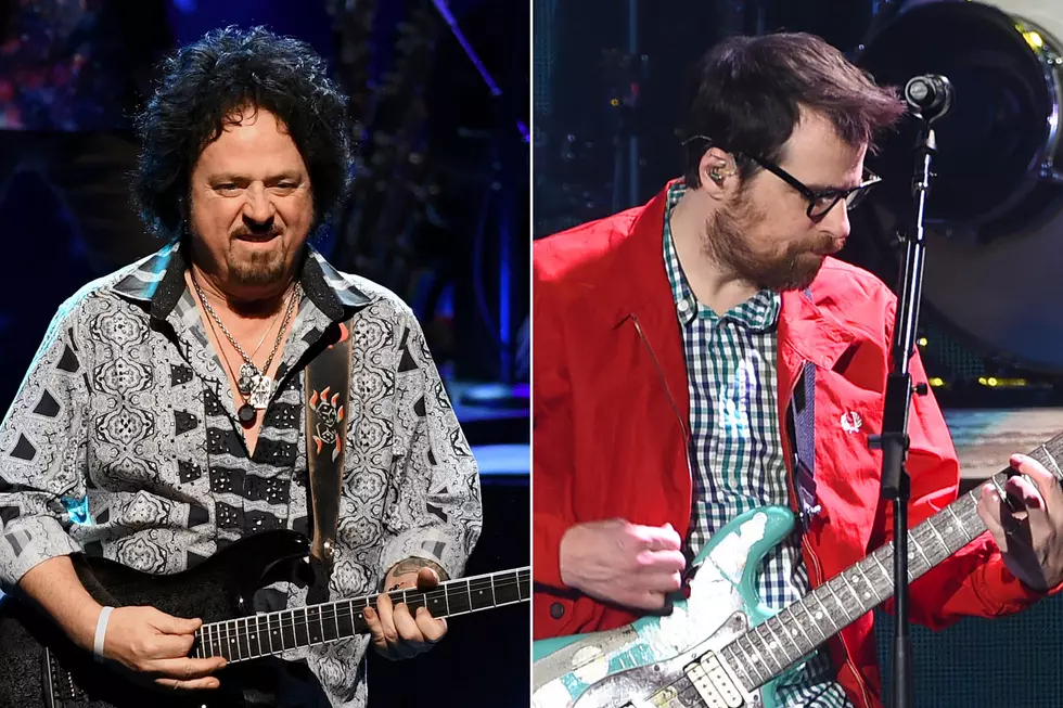 Watch Toto Cover Weezer's 'Hash Pipe'
