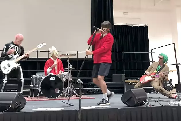 Watch Red Hot Chili Peppers Play School Halloween Show