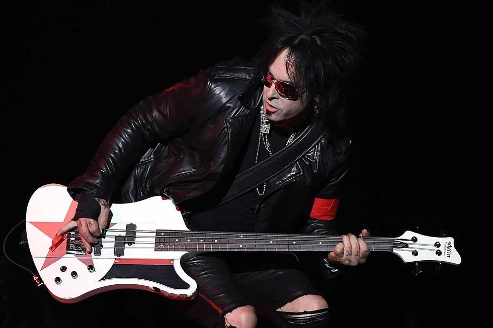 Watch Nikki Sixx Play Motley Crue Songs With Foo Fighters’ Cover Band