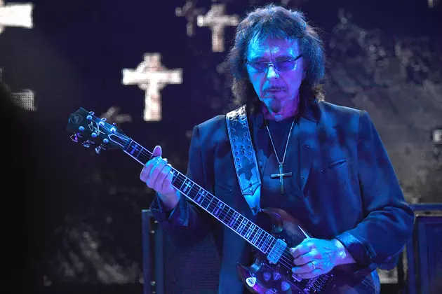 Tony Iommi Recalls ‘Nightmare’ of Black Sabbath’s ‘Sabotage’