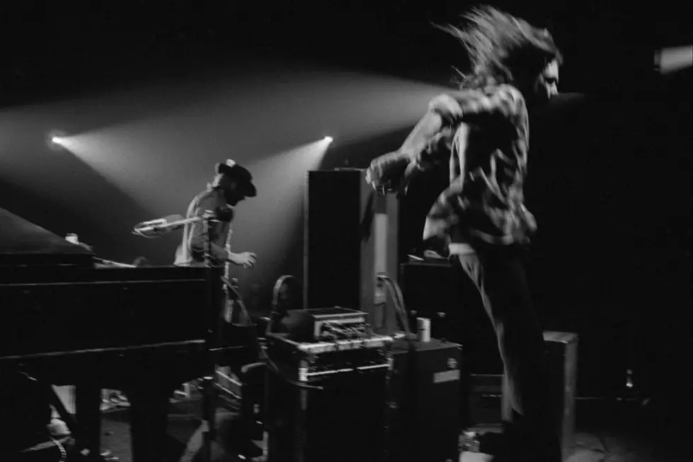Neil Young Unveils ‘Tuscaloosa’ Live Album