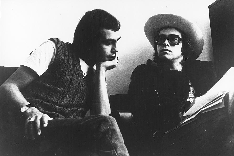 How Bernie Taupin Rejected Fame on ‘Goodbye Yellow Brick Road’