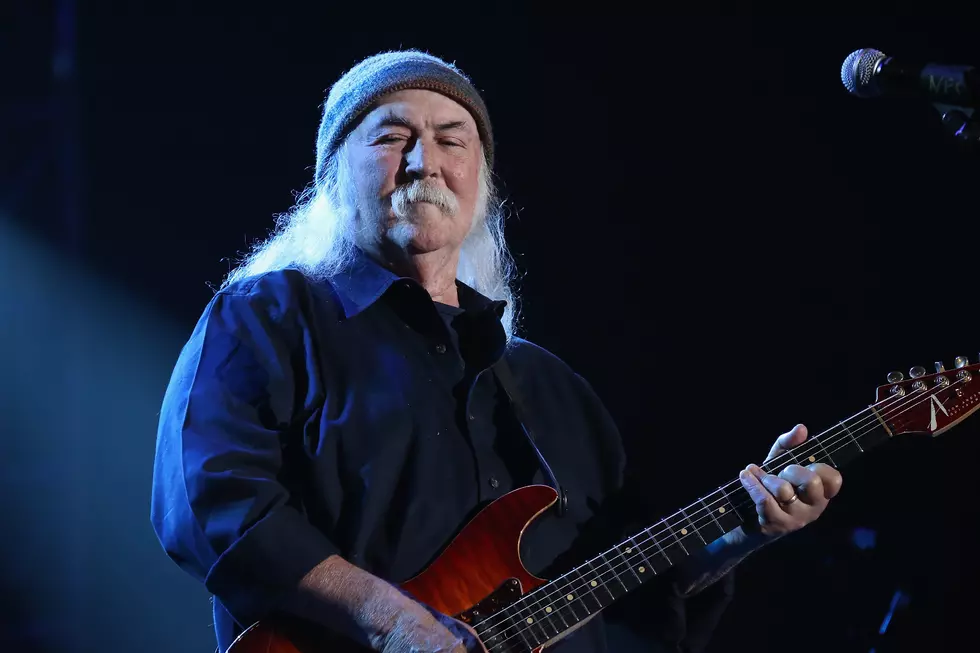David Crosby Is Now Judging Your Joint-Rolling Skills on Twitter