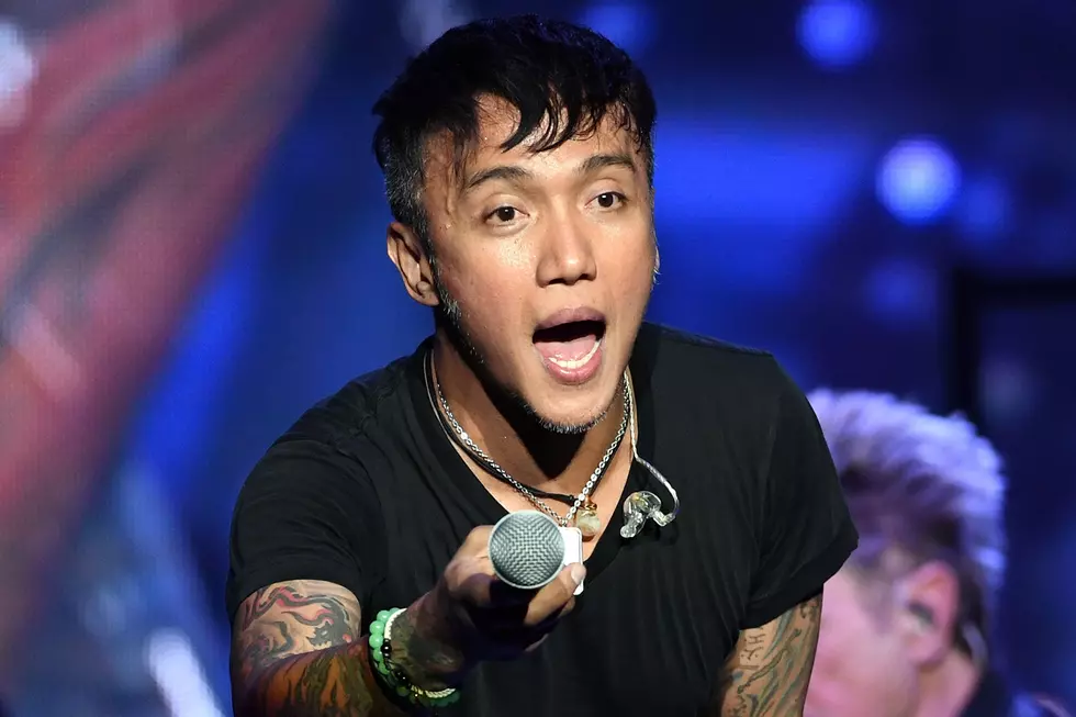 How Journey’s Arnel Pineda Came to Love ‘Don’t Stop Believin’’