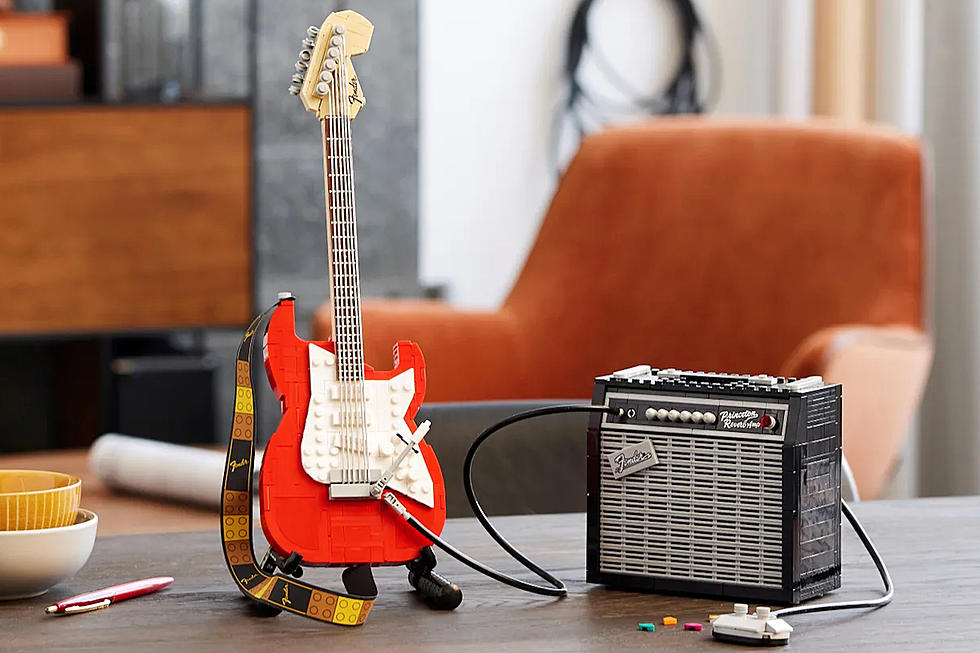 Lego Unveils Fender Stratocaster Set