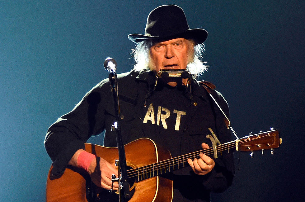 Neil Young Left Buffalo Springfield and CSNY for the Same Reason