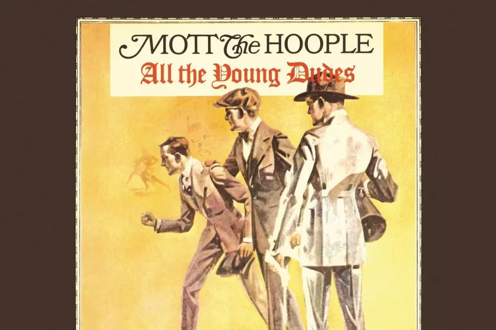 How Mott the Hoople's 'All the Young Dudes' Defined Glam-Rock