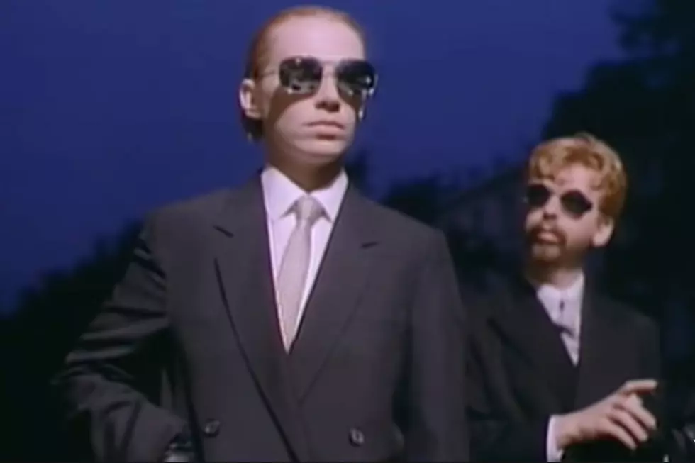 How Eurythmics Almost Broke Through With 'Love Is a Stranger'