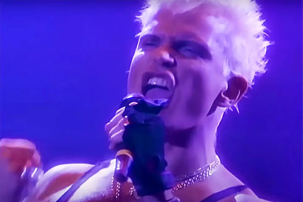 35 Years Ago: Billy Idol Takes Sex Song ‘Mony Mony’ to No. 1