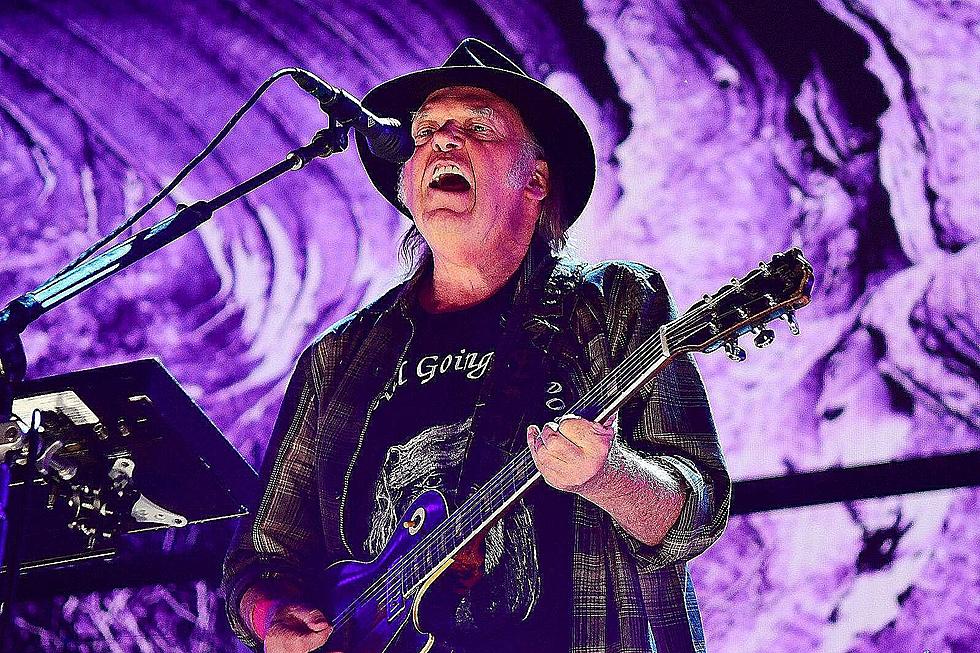 Neil Young Says 'Touring Is Broken'
