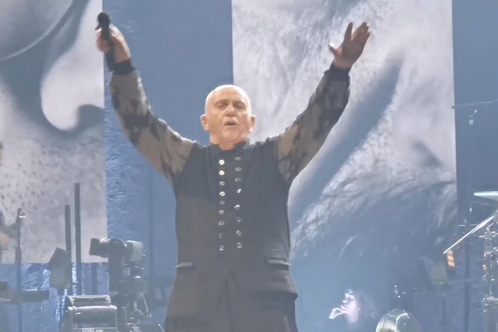 Peter Gabriel Plays First Headlining Show in 9 Years 