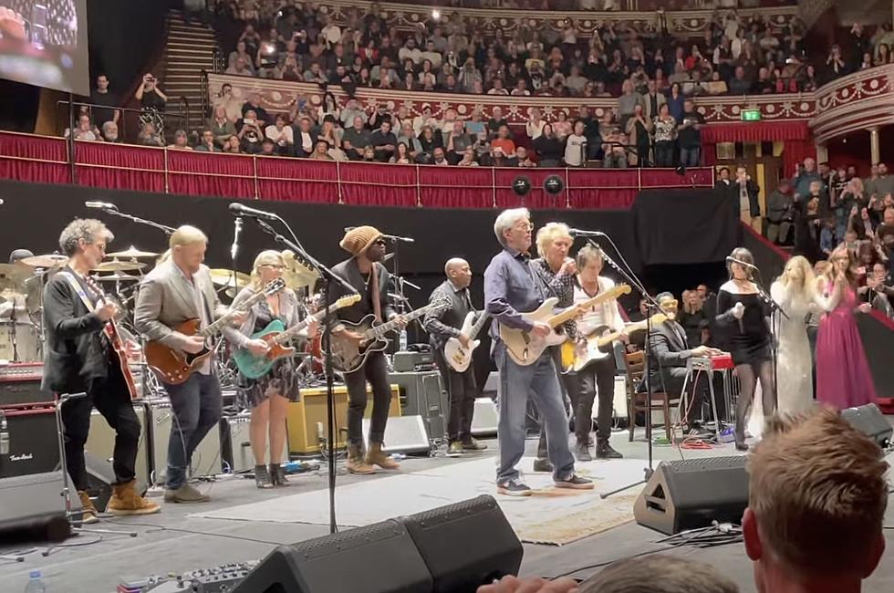 Eric Clapton Leads Jeff Beck Tribute