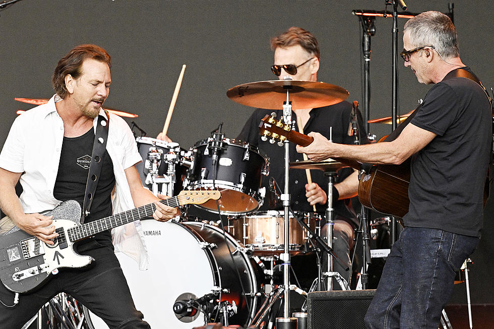 Could Pearl Jam’s New Album Sound More Like Pop Music?