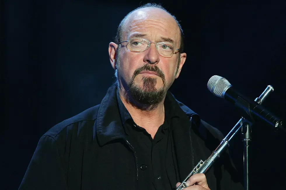 Ian Anderson: 'Time Is Running Out' 