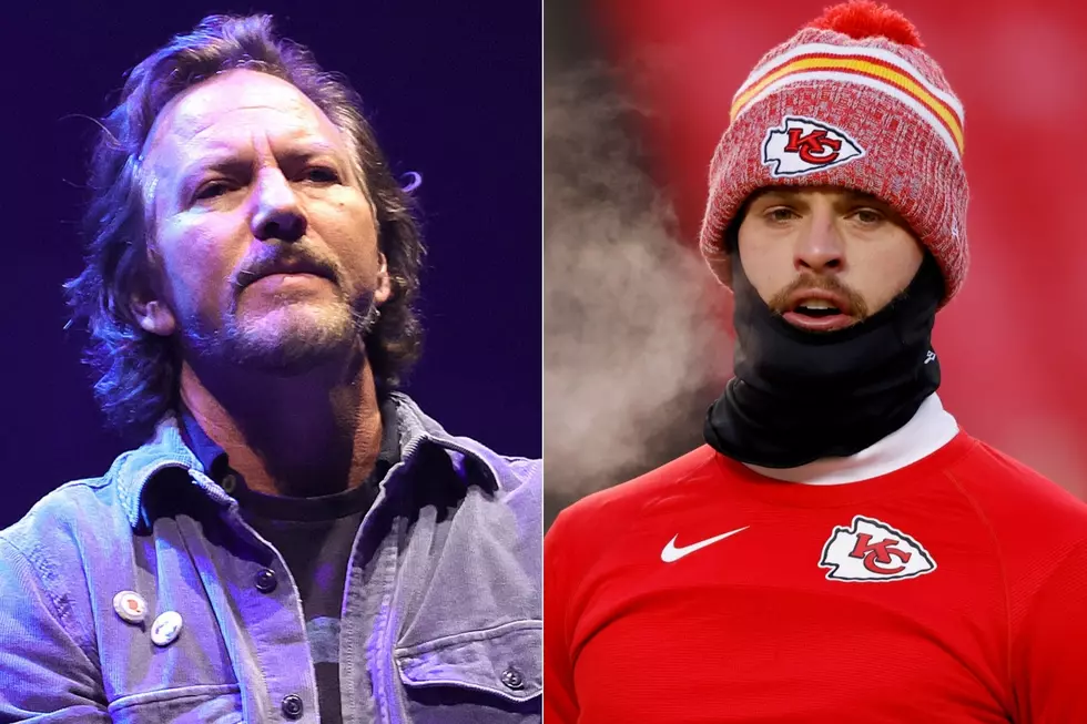 Eddie Vedder Calls Chiefs Kicker a ‘P—y’ for Comments on Women