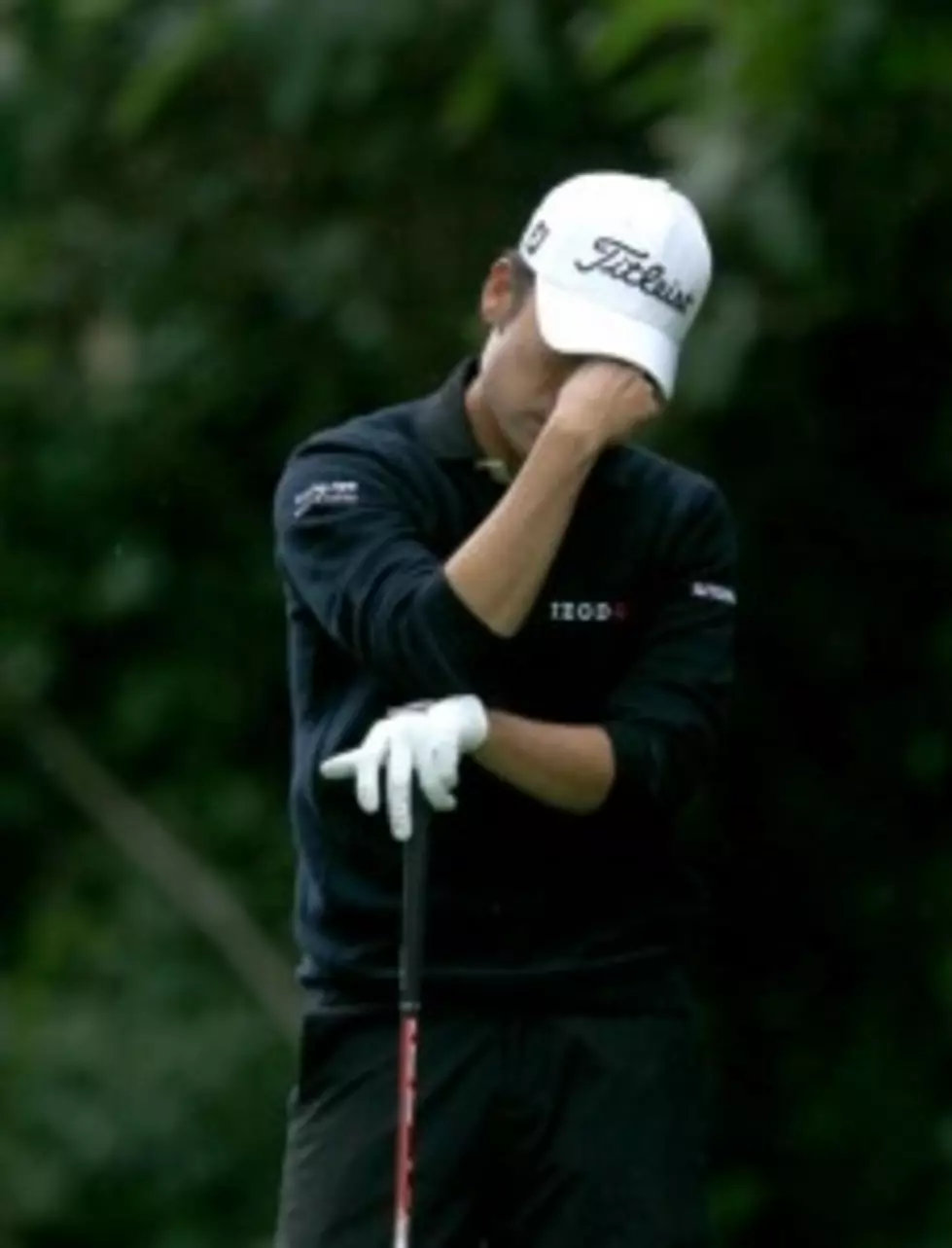 Pro Golfer Sets Record With 16 Shots on One Hole