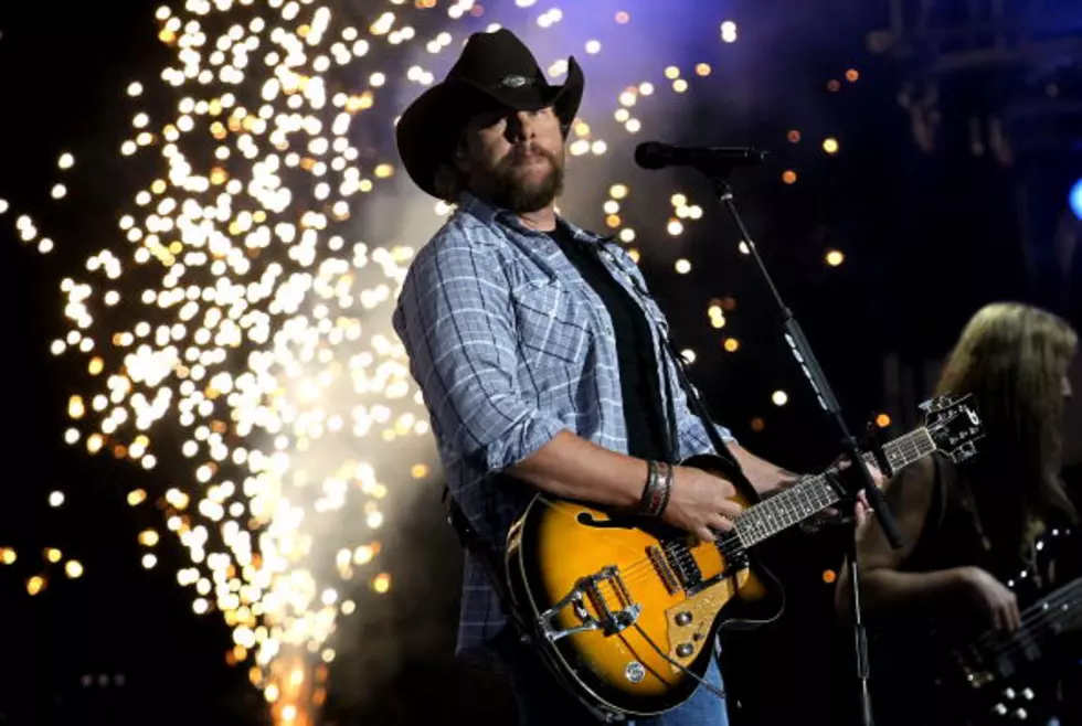 Toby Keith To Host CMT Awards