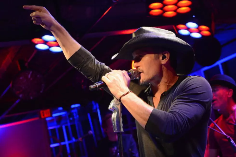 Tim McGraw Says &#8220;Thanks&#8221; To Troops