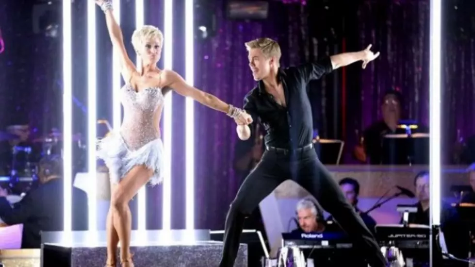 &#8216;Dancing With the Stars&#8217; Recap: Kellie Pickler Does a Rumba