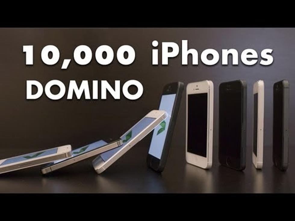 10,000 iPhone 5 Domino [Video]