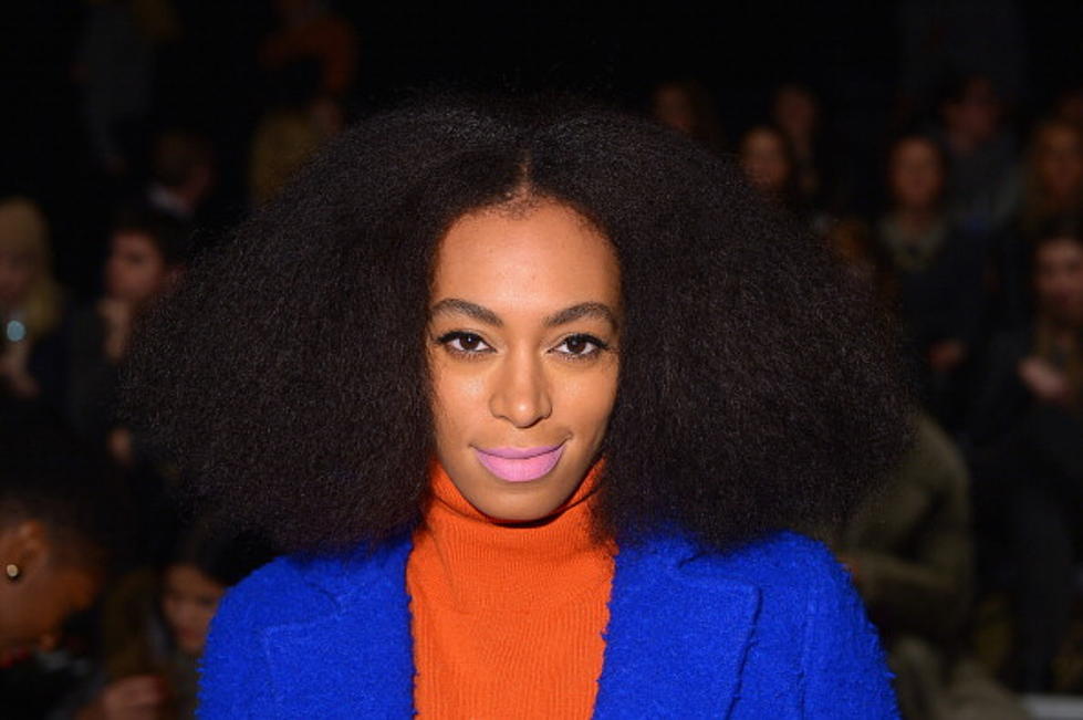 Beyonce&#8217;s Sister Solange Attacks Jay Z in an Elevator [Video]