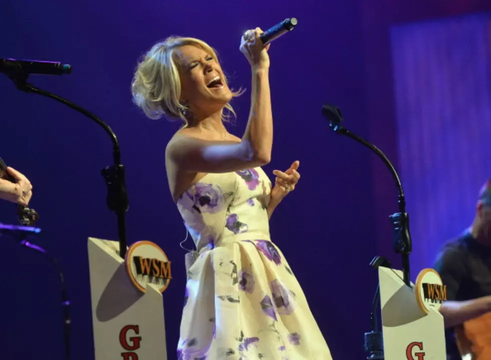 Carrie Underwood Covers Loretta Lynn Classic at the Opry [VIDEO]