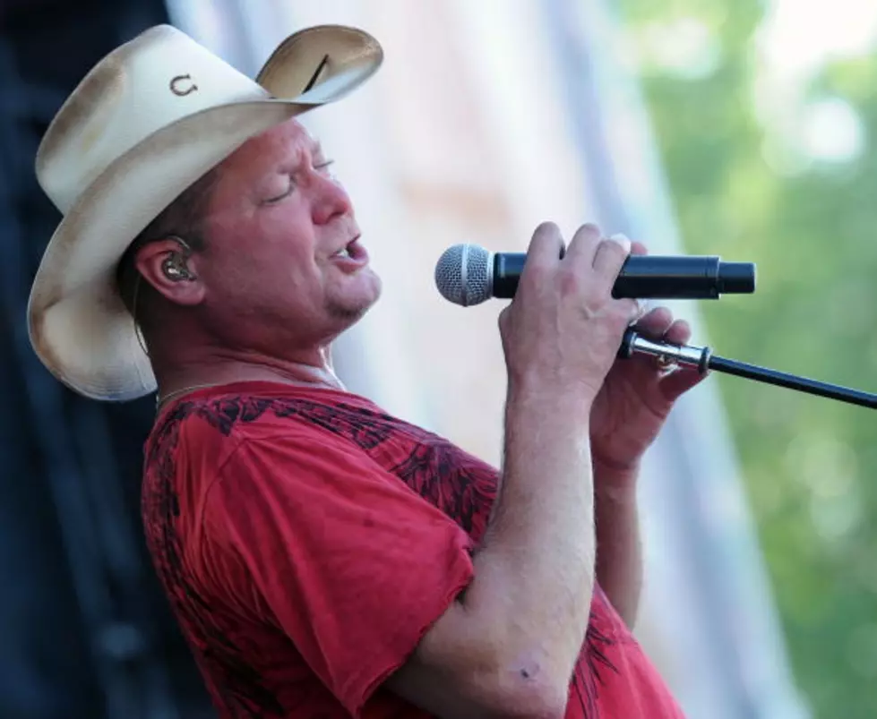 #TBT Tracy Lawrence &#8216;Is That a Tear&#8217; [VIDEO]