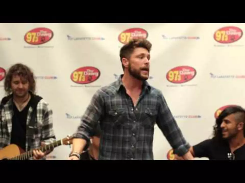 Chris Lane Live in the Lobby [Watch]