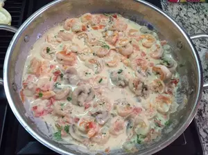 Shrimp And Champagne Pasta &#8211; Foodie Friday