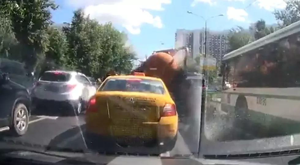 Sewage Truck&#8217;s Tank Explodes In The Middle Of Traffic [Video]