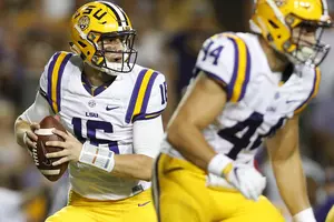 Harris Benched &#8211; Etling Leads LSU Tigers To Victory