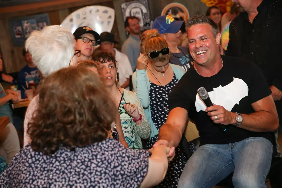 Troy Gentry’s Fatal Helicopter Ride Was a Spur of the Moment Decision