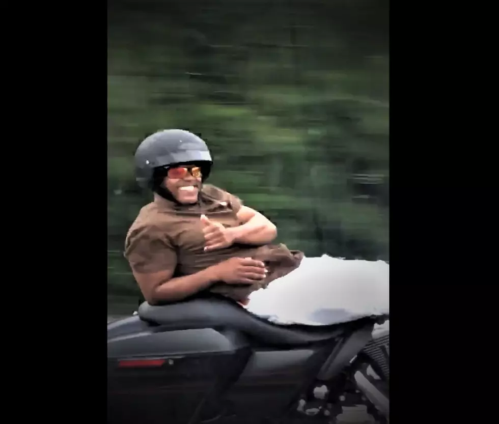 Hands-Free Motorcyclist On I-10 Is Your New Spirit Animal [Video]
