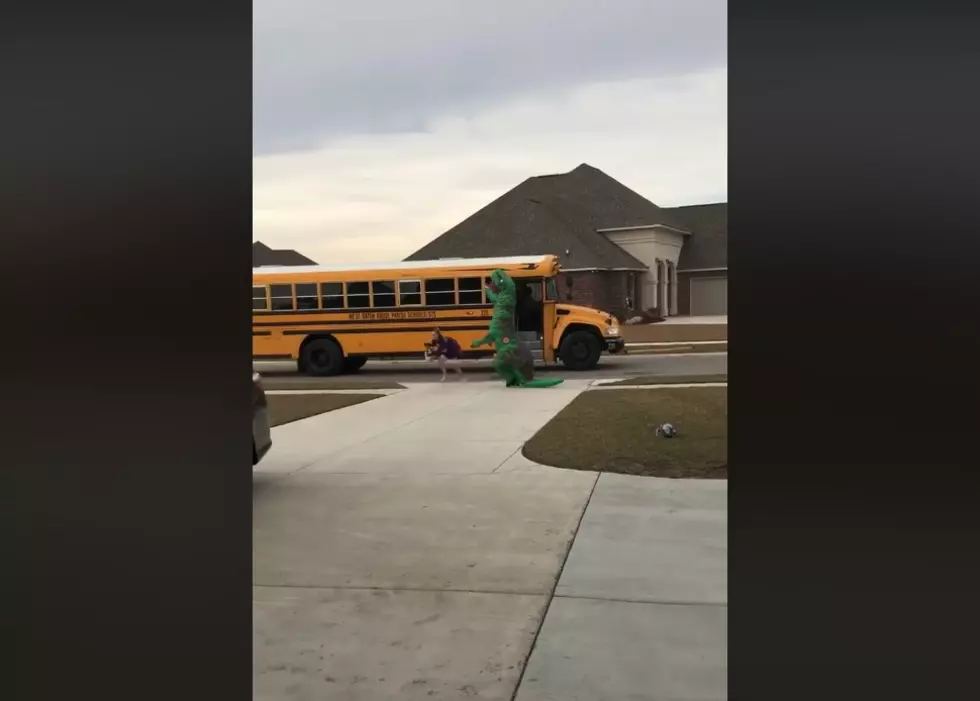Louisiana Family Scores Viral Hit With Awesome ‘T-Rex Prank’ [Video]