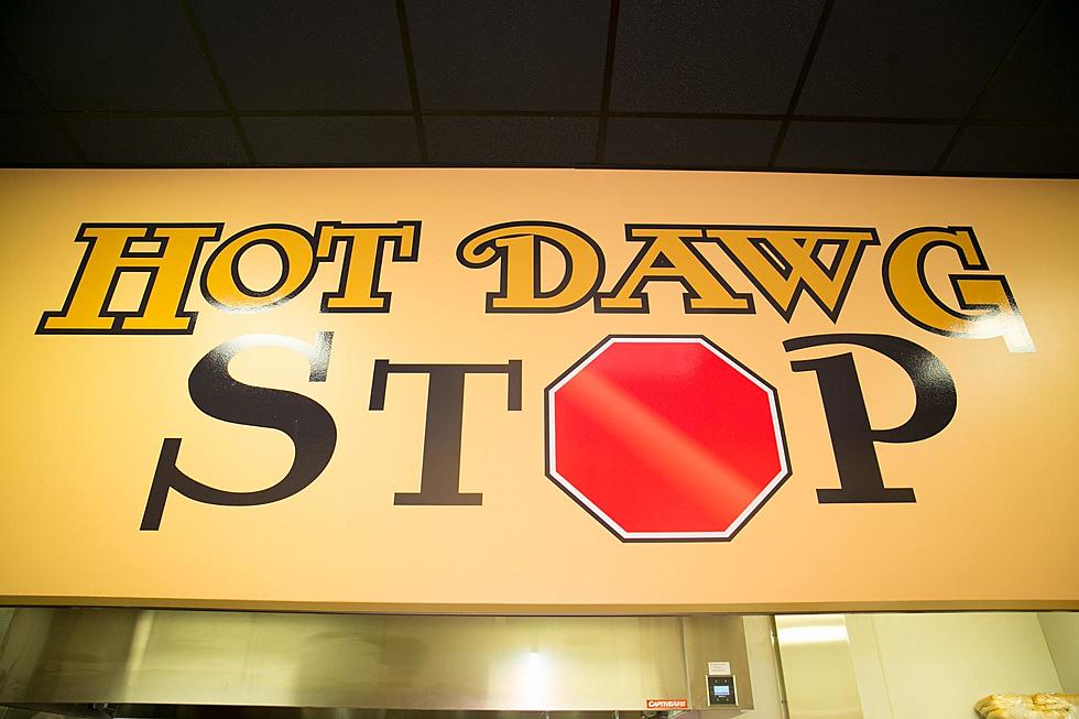 Hot Dawg Stop Closes