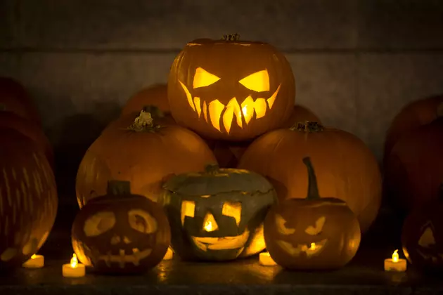Pumpkin Carving Tips From a Professional