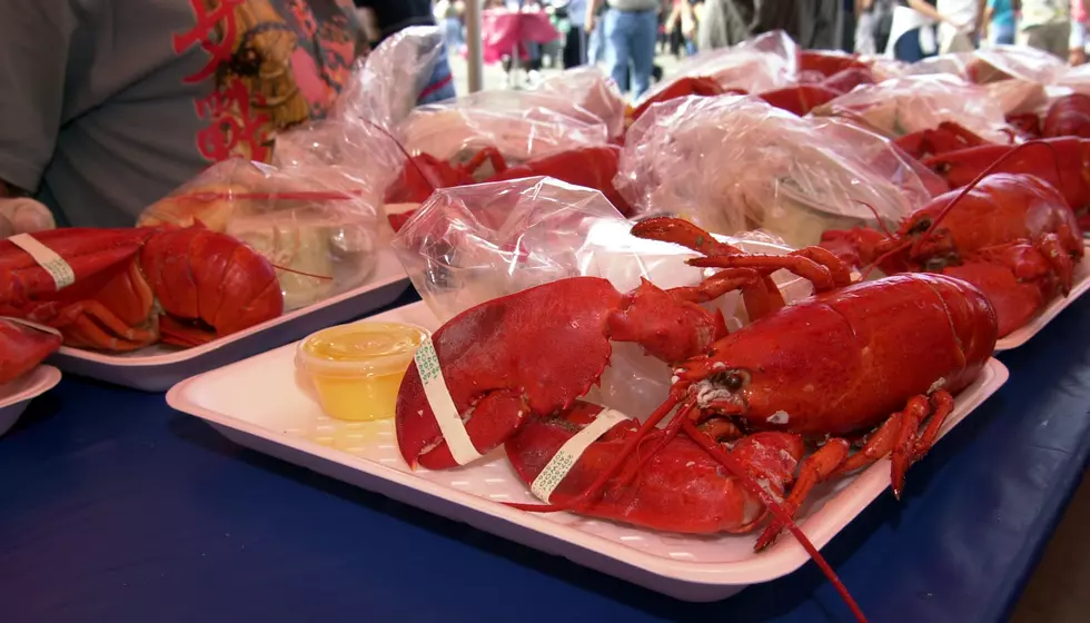 You Can Now Buy a 3 lb Lobster Claw at Costco