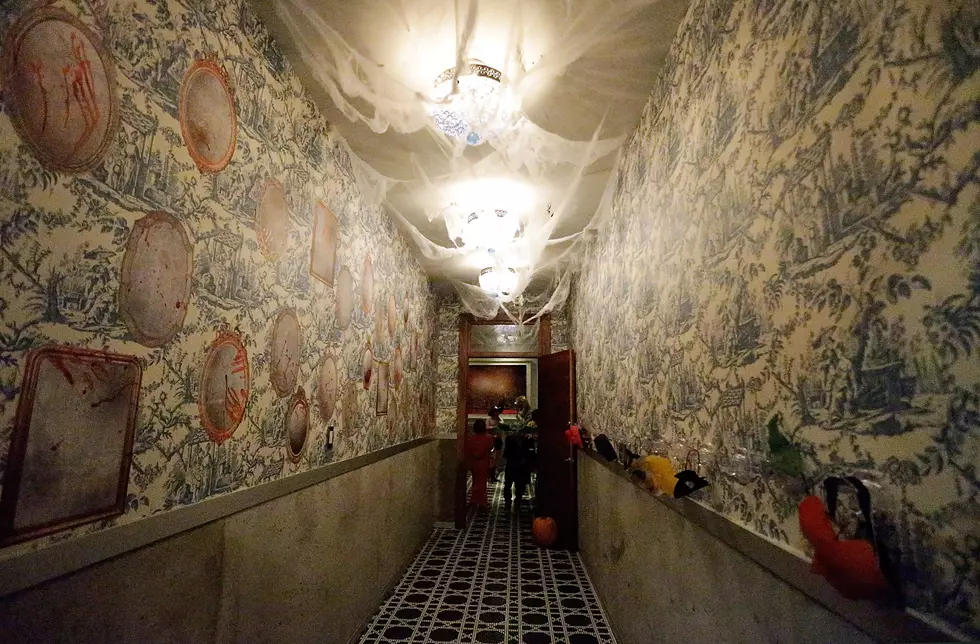 Online Haunted Mansion Escape Room Via Airbnb