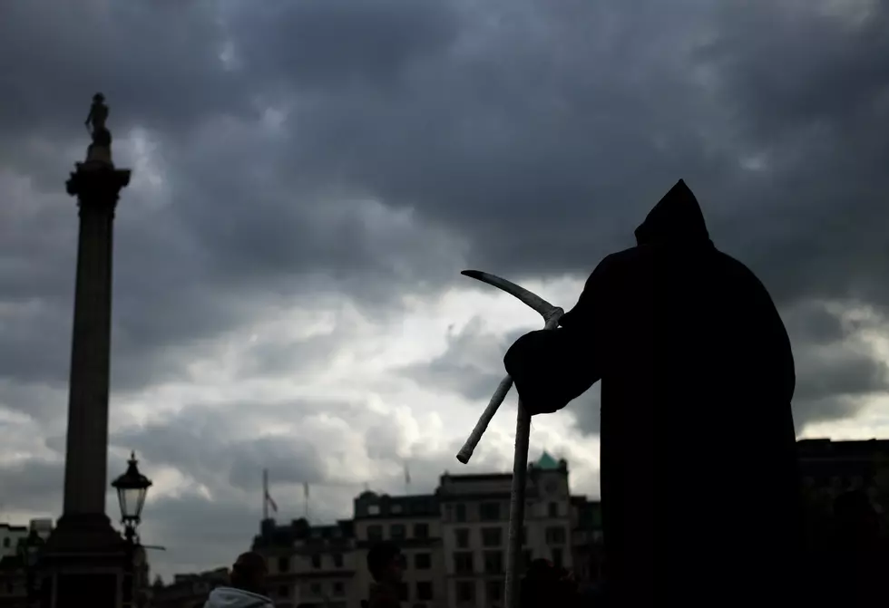 As Beaches Reopen, Grim Reaper Visits to Protest [VIDEO]