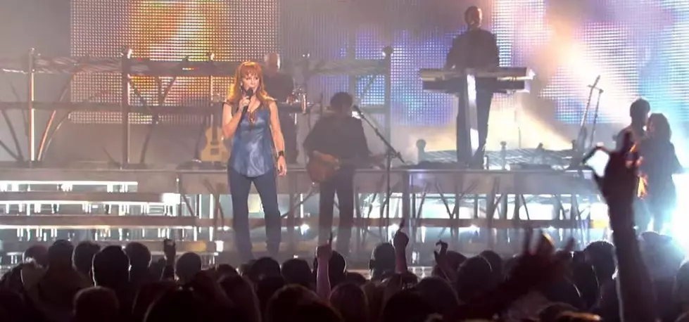 Reba McEntire Airing Concert Special on YouTube Friday from Cajundome Show in 2011