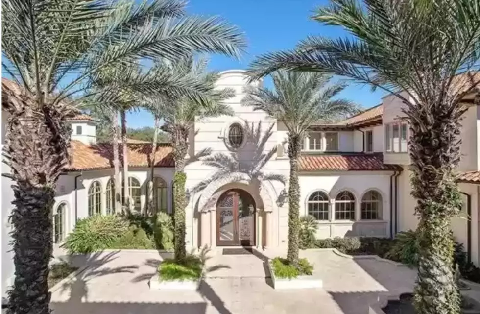 $14M Louisiana Mansion is Calling Your Name